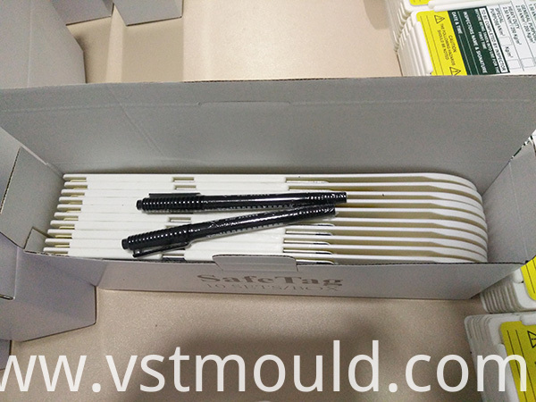 China Manufacturer Plastic Scaffolding Tag Holder with Tag and Marker Pens